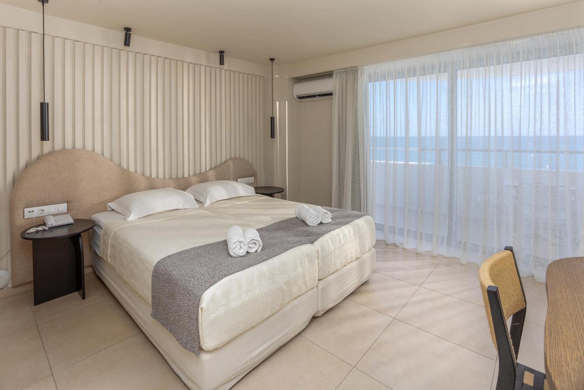 Alia Beach Hotel By Estia Hersonissos  Exterior foto
